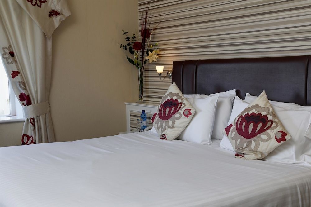 Deluxe Room, 1 King Bed, Non Smoking, Sea View