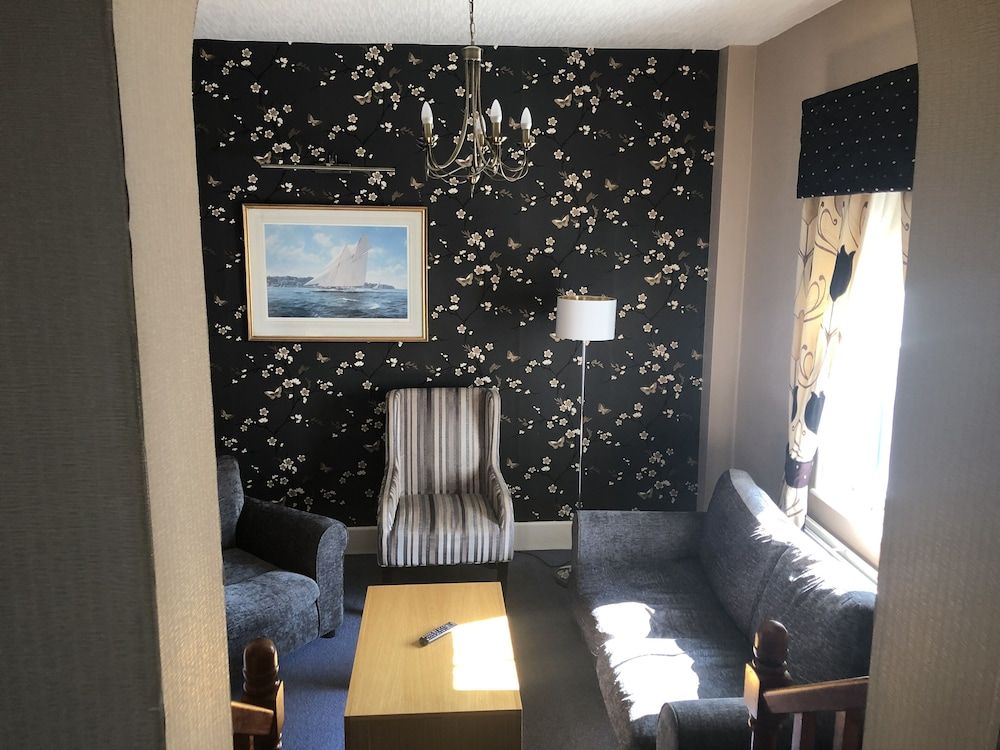 Suite, 1 King Bed, Non Smoking, Sea View