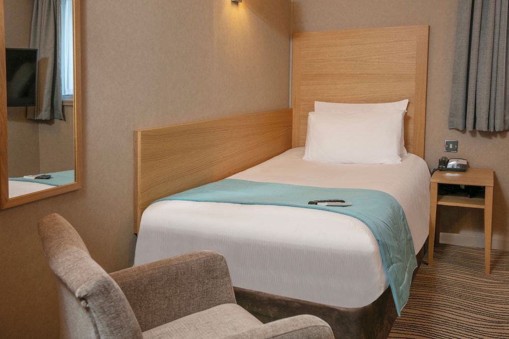 Best Western Heath Court Hotel Economy Room, 1 Twin Bed, Non Smoking (window to an internal corridor) 2