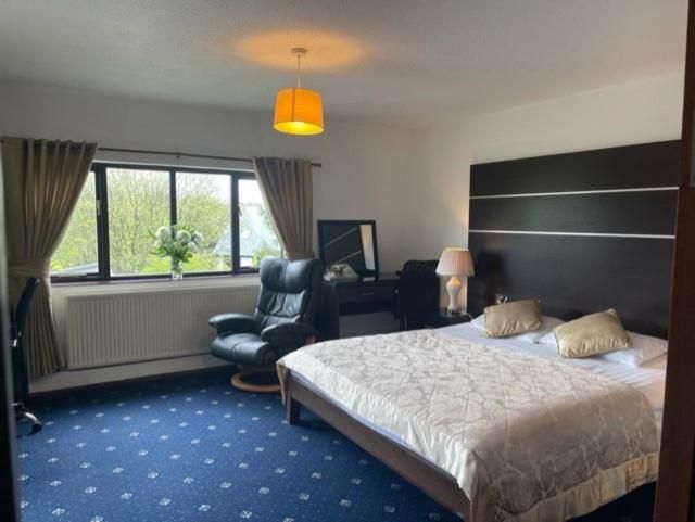 Ewenny Farm Guesthouse Deluxe Double Room with Bath