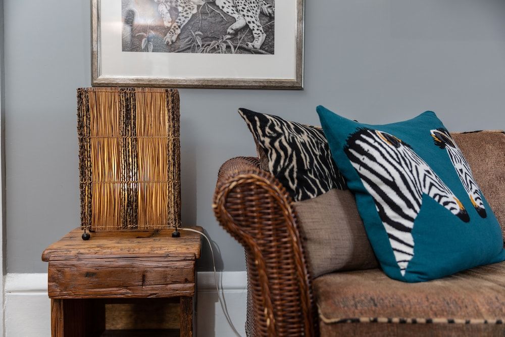 Beaumont House Room (Out of Africa) 17