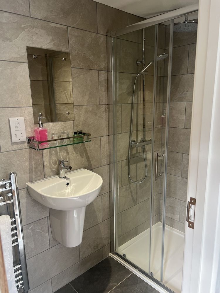 Priory Tearooms Burford With Rooms Double Room, Ensuite 7