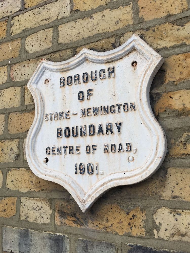 undefined Arsenal Tavern Backpackers 3