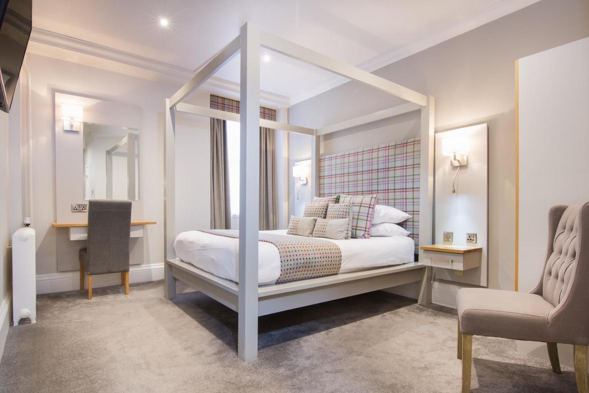 Four Poster Bedroom