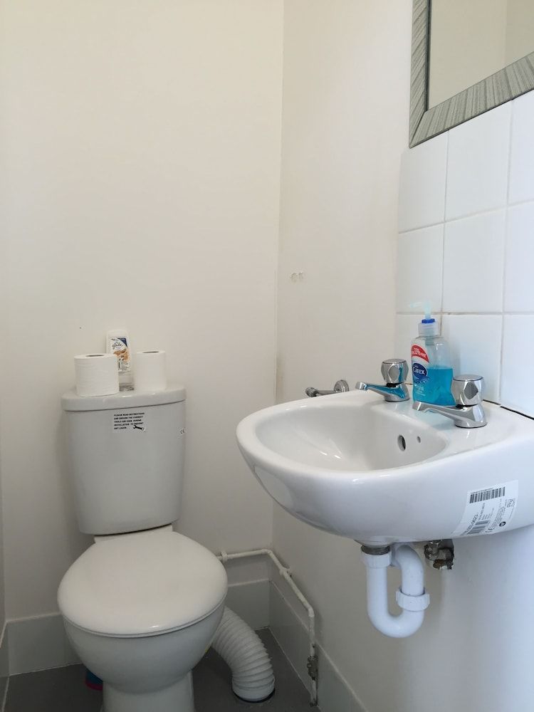 undefined Metro London City Airport 2