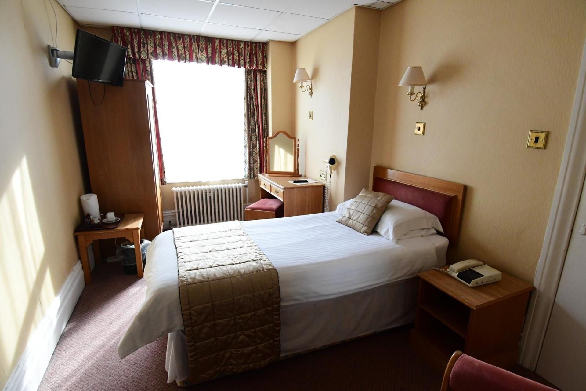 Trouville Hotel Single Room 2