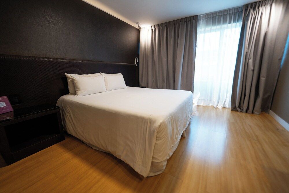 Amérian Cordoba Park Hotel Standard Room, 1 Queen Bed