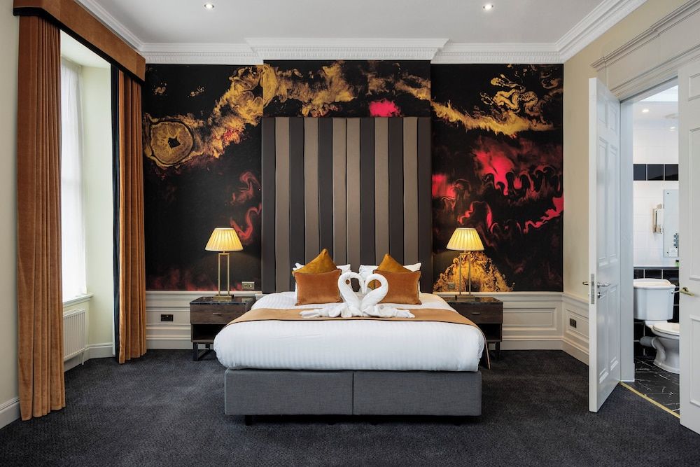 Albany Hotel Double Room, 1 Double Bed 4