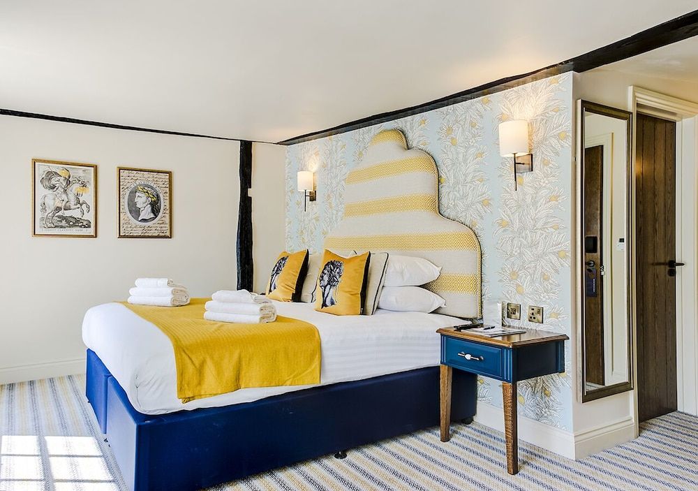 The George of Colchester Superior Double Room