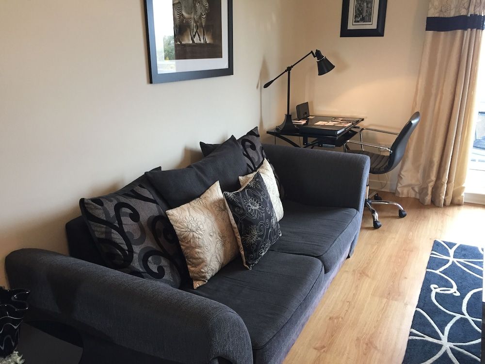 Oakhill Apartments Edinburgh (Ltd) Two-Bedroom Apartment 26