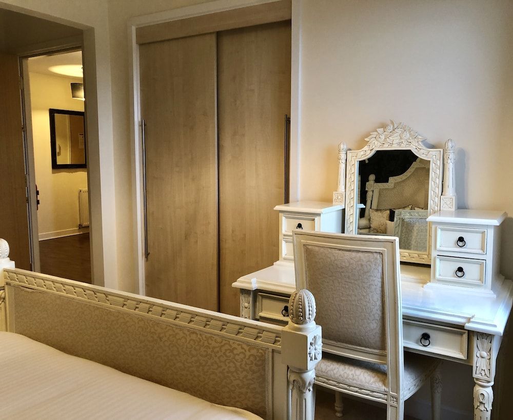 Oakhill Apartments Edinburgh (Ltd) Two-Bedroom Apartment 13