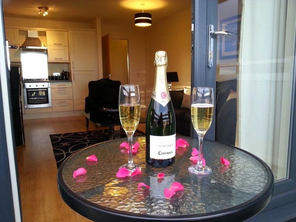 Oakhill Apartments Edinburgh (Ltd) Two-Bedroom Apartment 40