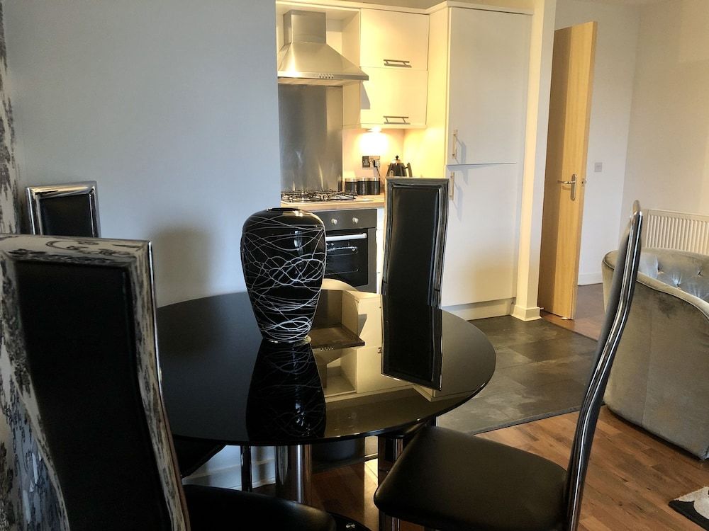 Oakhill Apartments Edinburgh (Ltd) Two-Bedroom Apartment 17