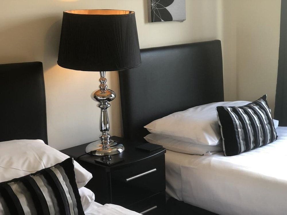 Oakhill Apartments Edinburgh (Ltd) Two-Bedroom Apartment 42