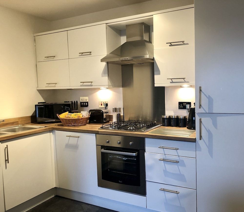 Oakhill Apartments Edinburgh (Ltd) Three-Bedroom Apartment 10