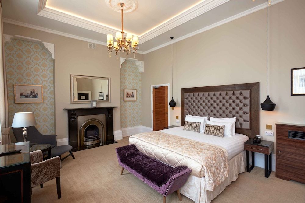 Studio Suite (Lansbury)