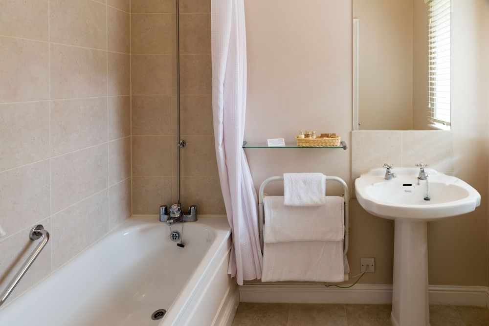 Guyers House Hotel Single Room 4