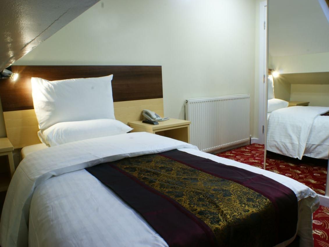 Cambridge Hotel Economy Single Room