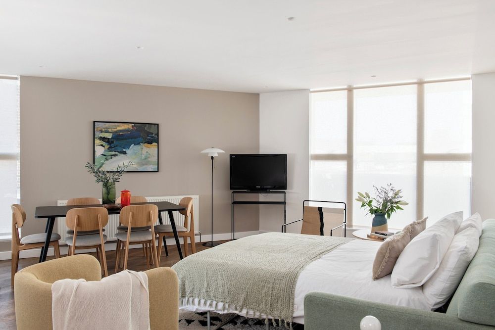 undefined Cove St Martin’s 7