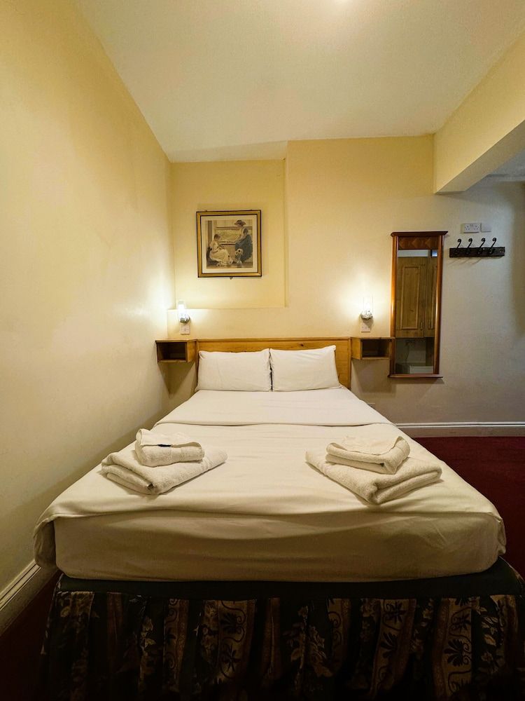 undefined Bridge Park Hotel 2