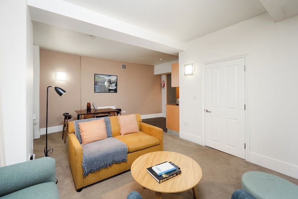 SACO Bristol- West India House One Bedroom Apartment Underground 6