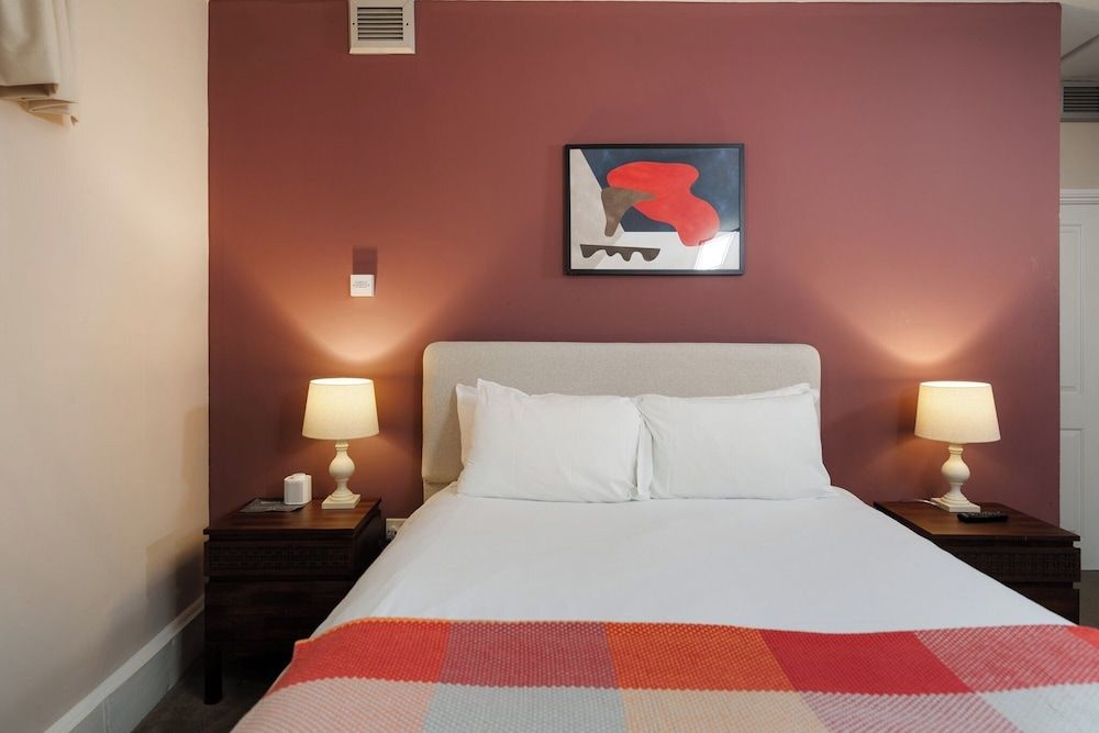 SACO Bristol- West India House One Bedroom Apartment Underground 2