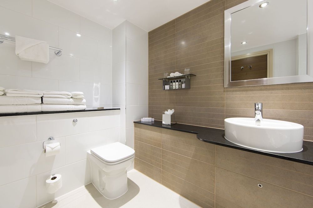 The Marble Arch Hotel, by Thistle Standard Double Room 7