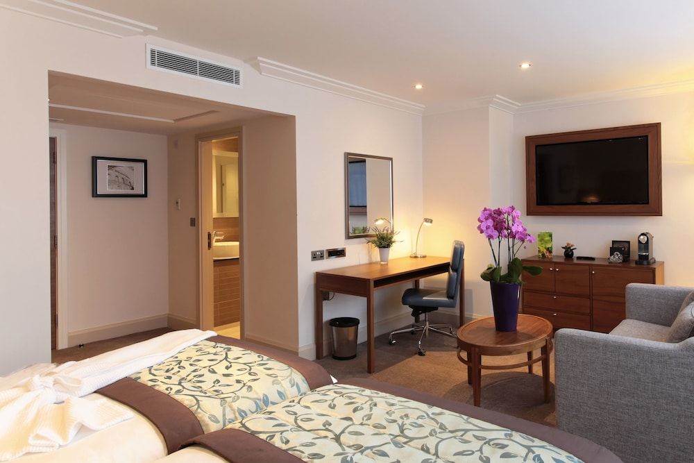 undefined The Marble Arch Hotel, by Thistle 8