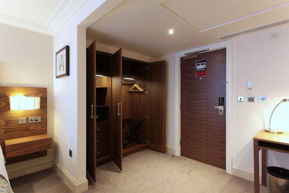 The Marble Arch Hotel, by Thistle Standard Double Room 9