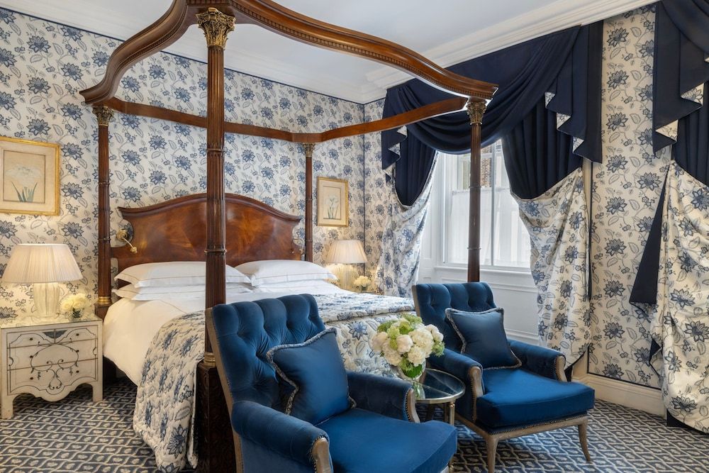 undefined The Chesterfield Mayfair 10