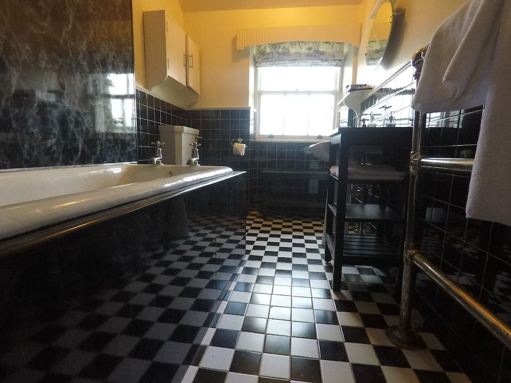 Cormiston Farm Traditional House, 3 Bedrooms 9