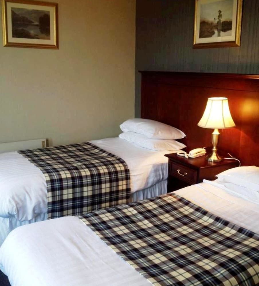 Nethybridge Hotel Superior Twin Room 2