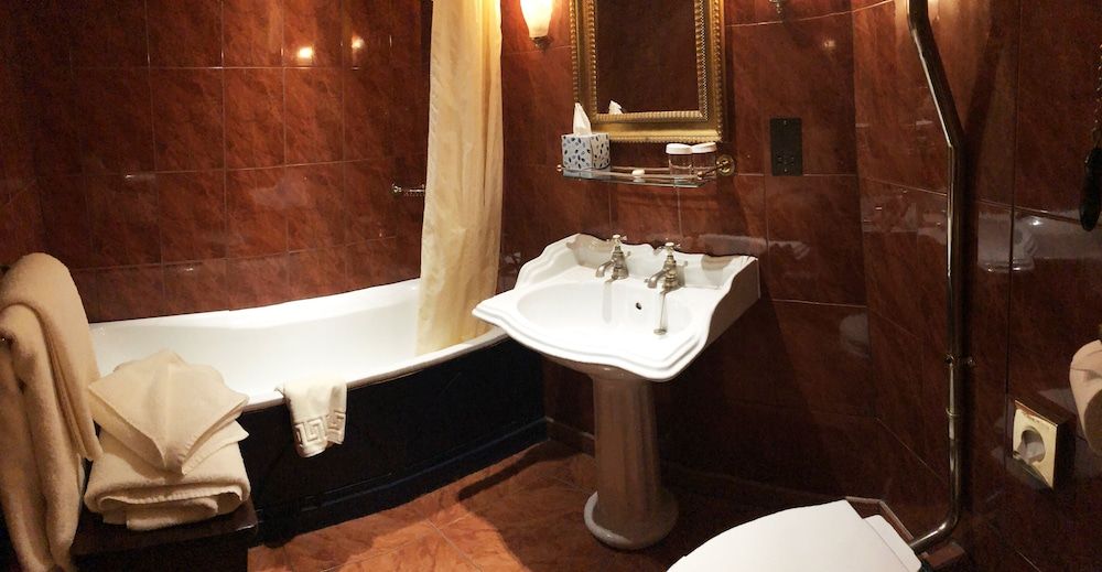 undefined Coombe Abbey Hotel 9