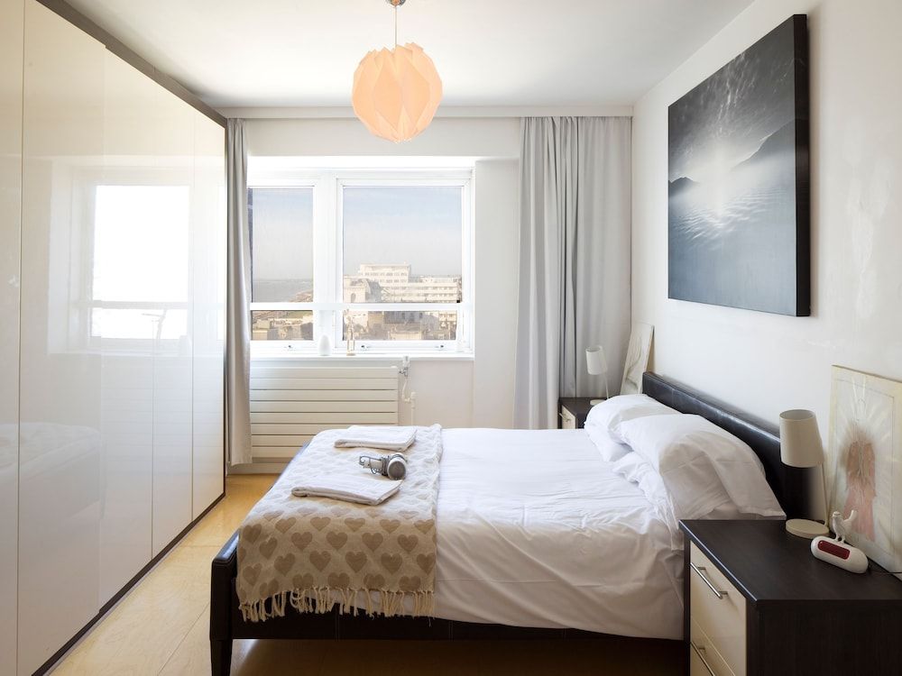 Luxury Penthouse, 2 Bedrooms, Beach View, Beachfront