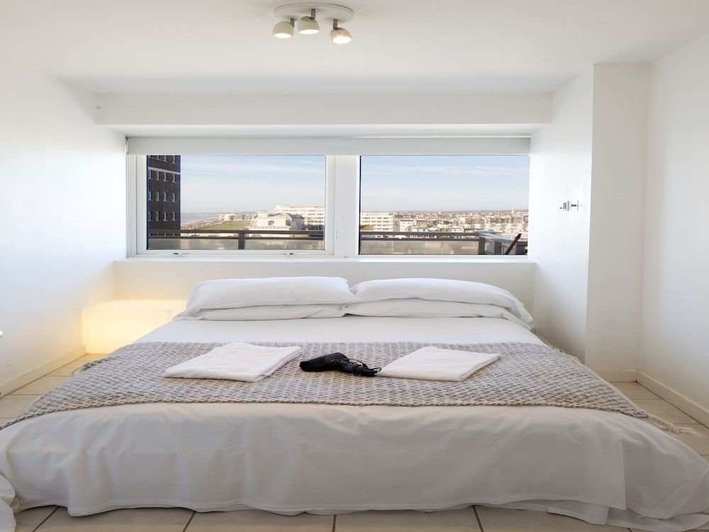 Luxury Penthouse, 2 Bedrooms, Beach View, Beachfront