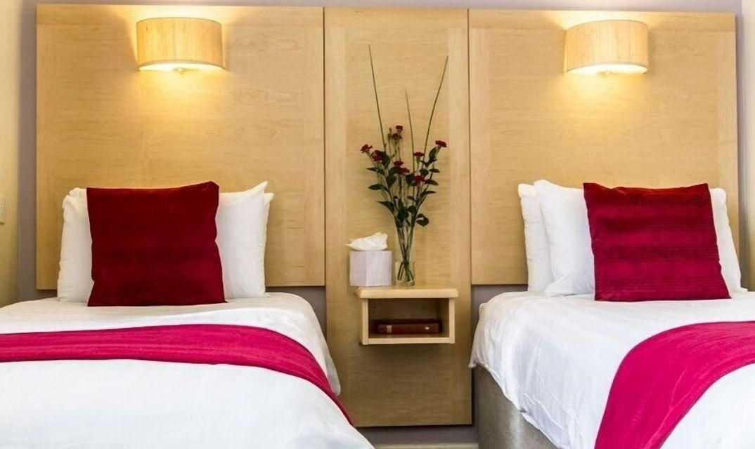 Cambridge Hotel Bradford Central Standard Twin Room