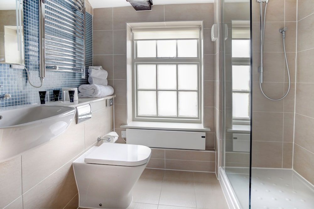 Cambridge Quy Mill Hotel & Spa in Cambridge Standard Double Room 3