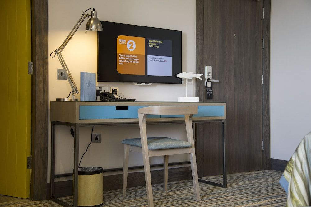 The Waterside Hotel Standard Room 7