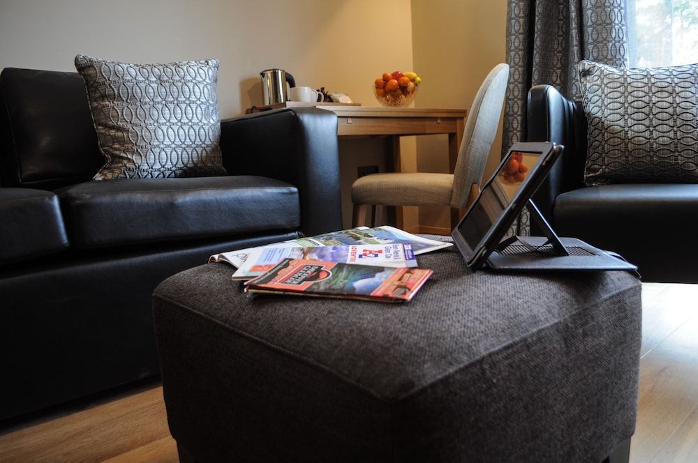 The Corran - Serviced Accommodation Suite (Room Only) 14