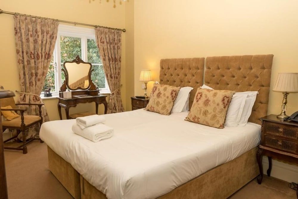 Double Room (Eaton)