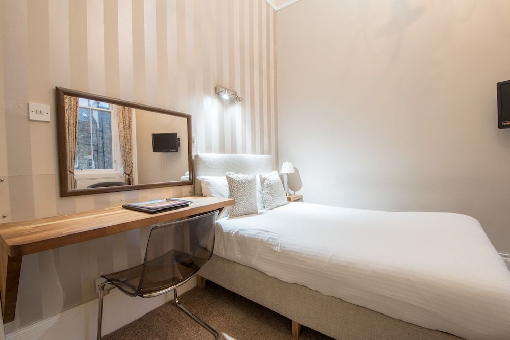 The Belhaven Budget Double Room 2