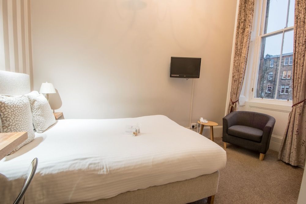 The Belhaven Budget Double Room