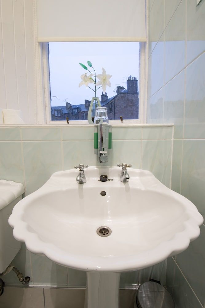 The Belhaven Budget Double Room 5