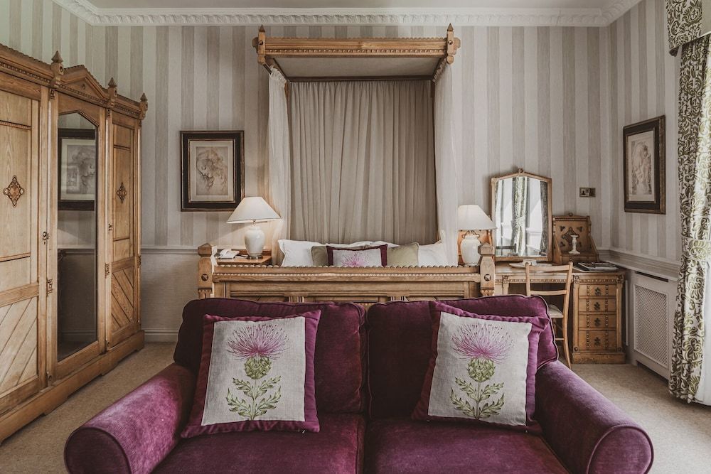 Merewood Country House Double Room (4 Poster) Single Occupancy 3