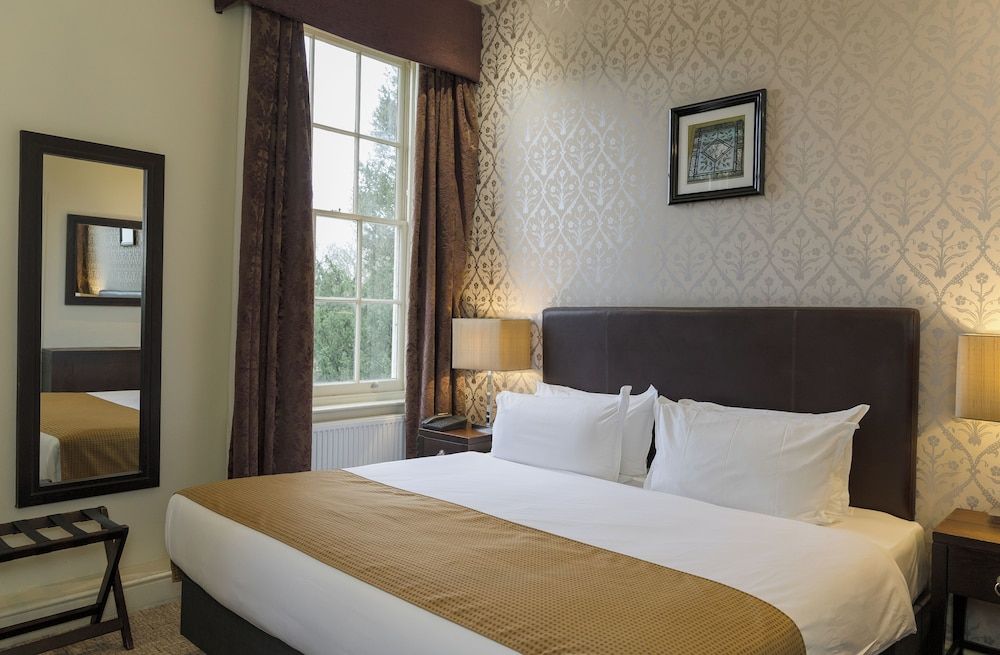 undefined Stoke Place Hotel 5