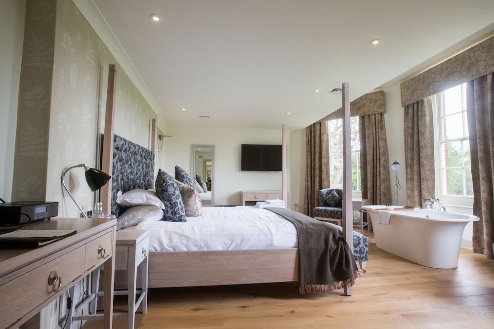 undefined Stoke Place Hotel 10