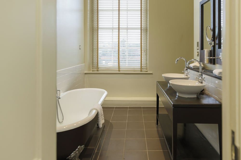 undefined Stoke Place Hotel 10