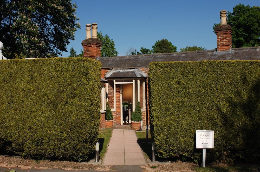 undefined Stoke Place Hotel 6