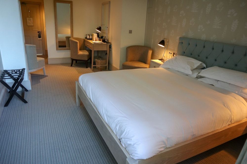 undefined Stoke Place Hotel 8