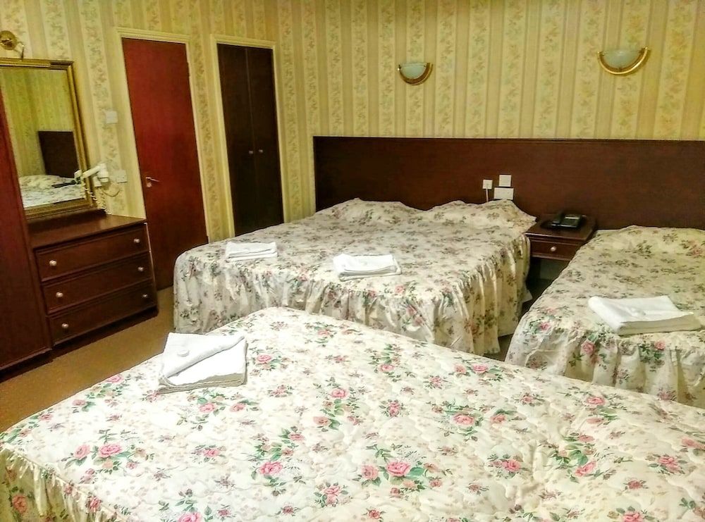 undefined Mandalay Picton House Hotel 4